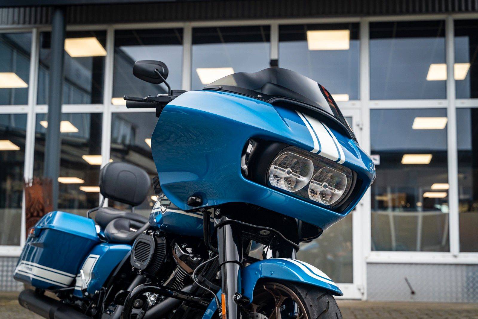 Fahrzeugabbildung Harley-Davidson FLTRXST Road Glide ST "Fast Johnnie" - Custom