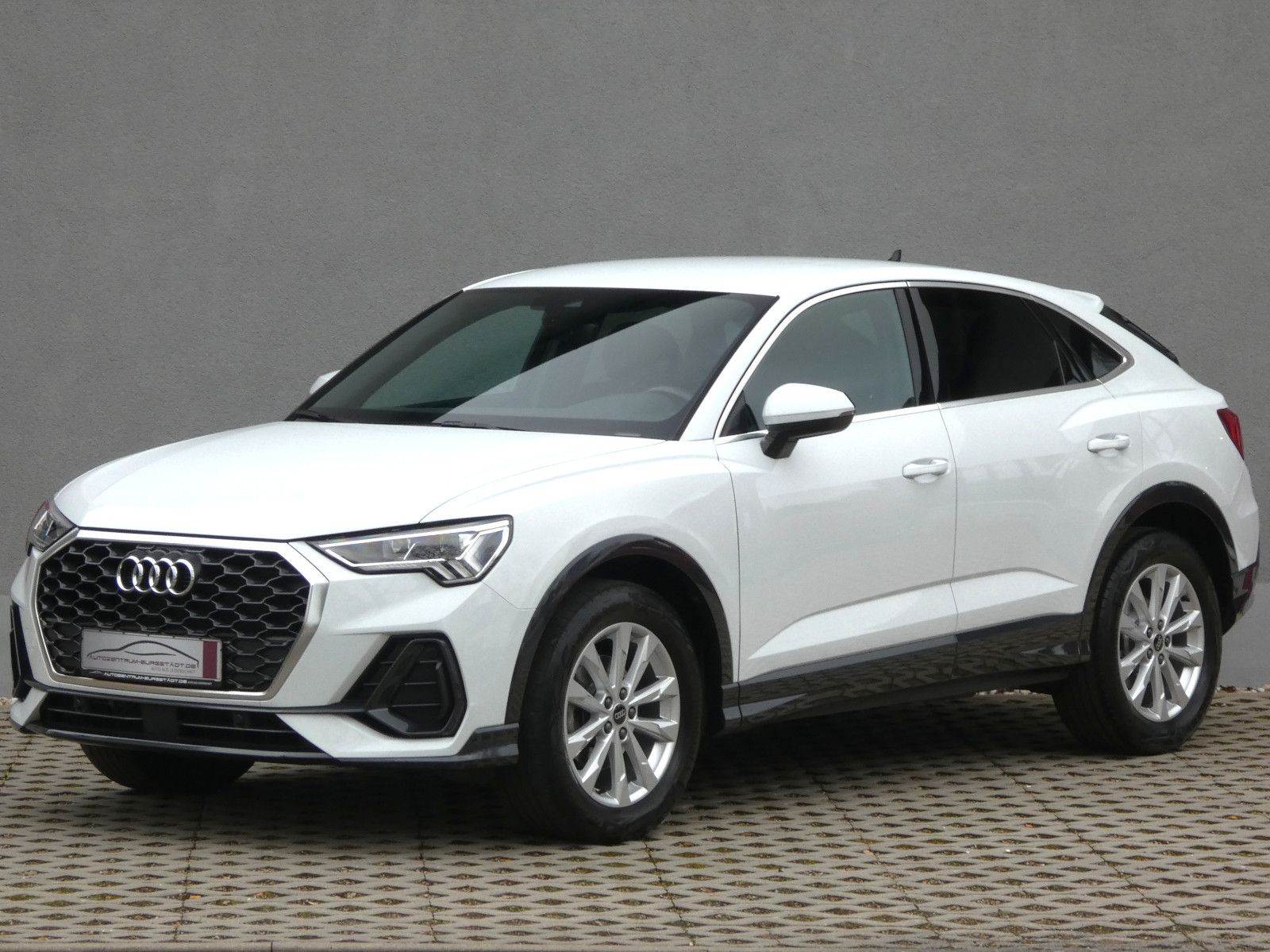 Audi Q3 Sportback 35 TDI S-tronic/Business/LEDdyn/18" foto 1