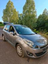 Renault Grand Scenic 1.4 TCE 7 Sitzer - Renault Grand Scenic: 4.1