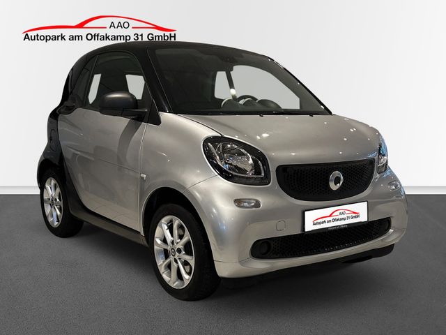 Smart ForTwo coupe Basis *NAVI*RADIO*BLUETOOTH*TÜV NE