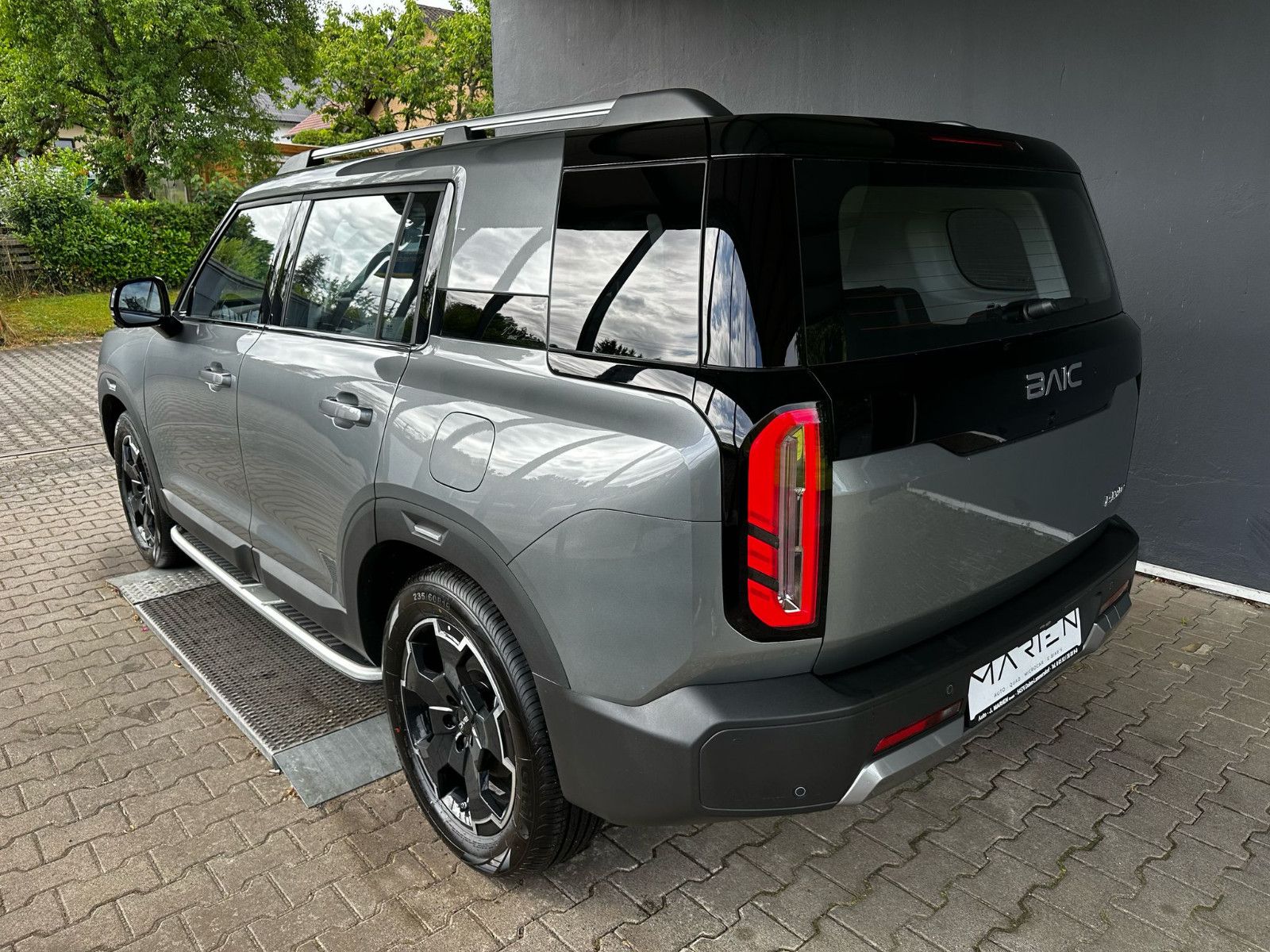 BAIC BJ30 4WD HEV | Panorama-Dach