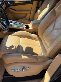 Porsche Macan - 12