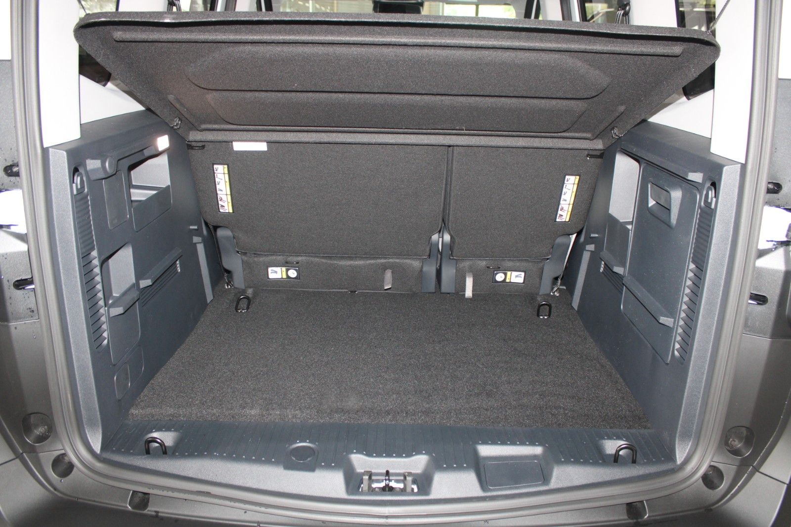 Fahrzeugabbildung Ford Tourneo Courier ACTIVE Winter + FahrerAssistPak3