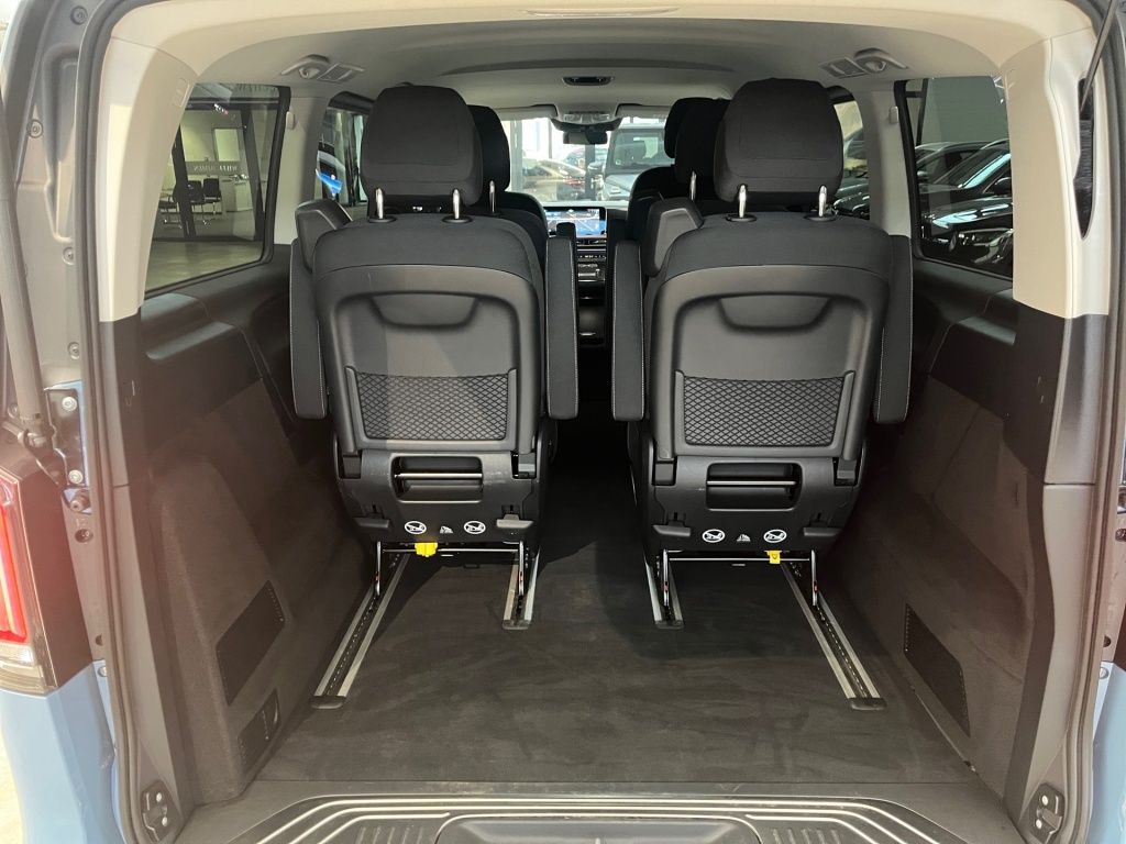 Fahrzeugabbildung Mercedes-Benz V 220 d STYLE Lang BURMESTER EASY-PACK AUGMENTED