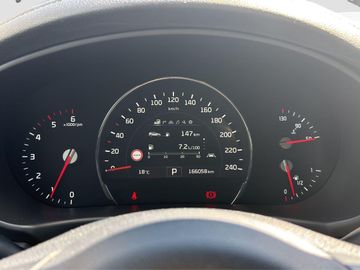 KIA Sorento - 10