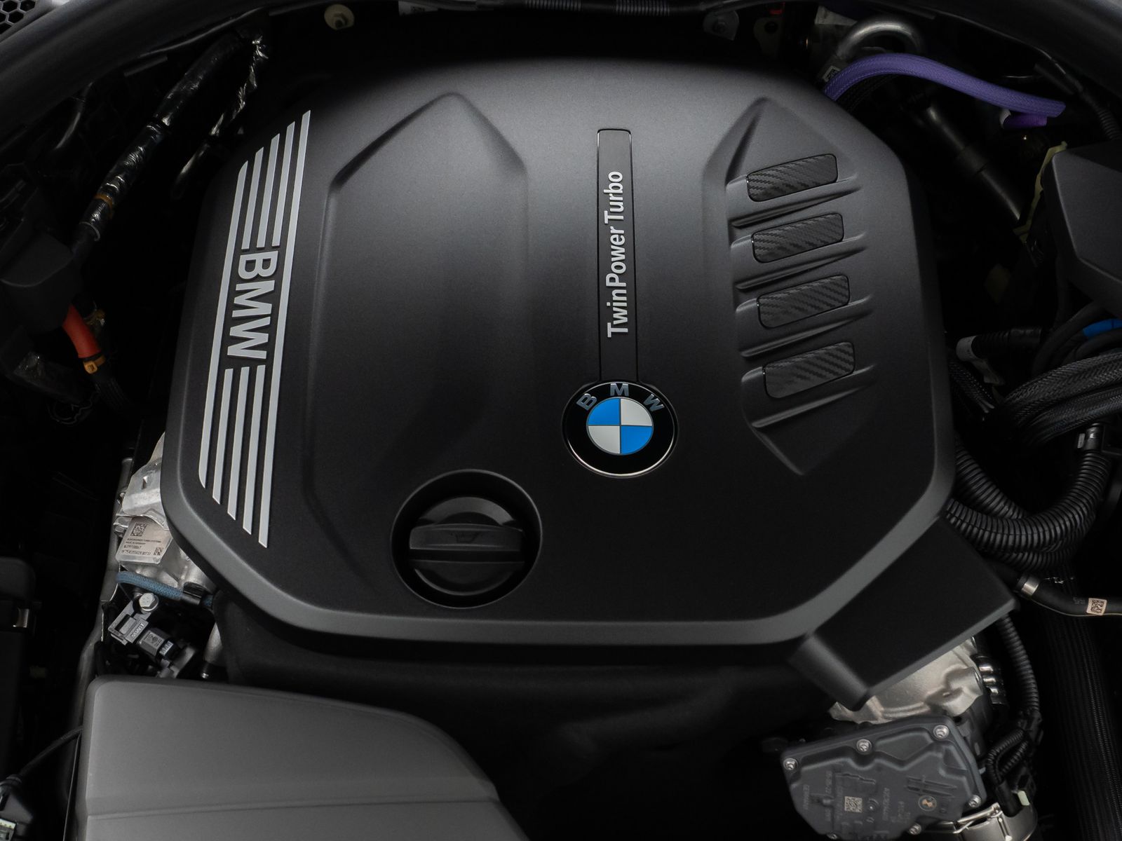 Fahrzeugabbildung BMW 318d Kamera DAB Sport Alarm Geschwindigkeitsreg