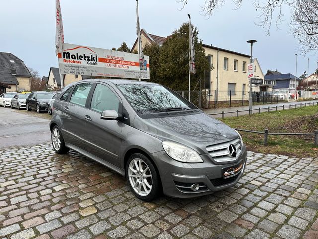 Mercedes-Benz B 180*PDC*Lichtsensor*Navi*SHZ*