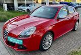 Alfa Romeo Giulietta Turismo Sport/Navi/PDC/Tempomat - Alfa Romeo Giulietta in München