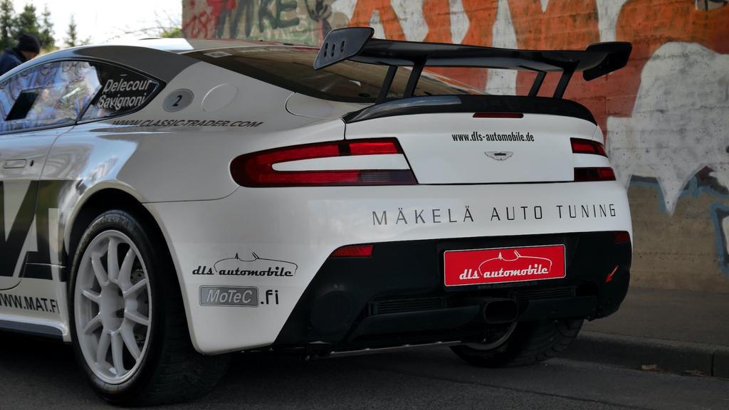 Aston Martin V8 Vantage