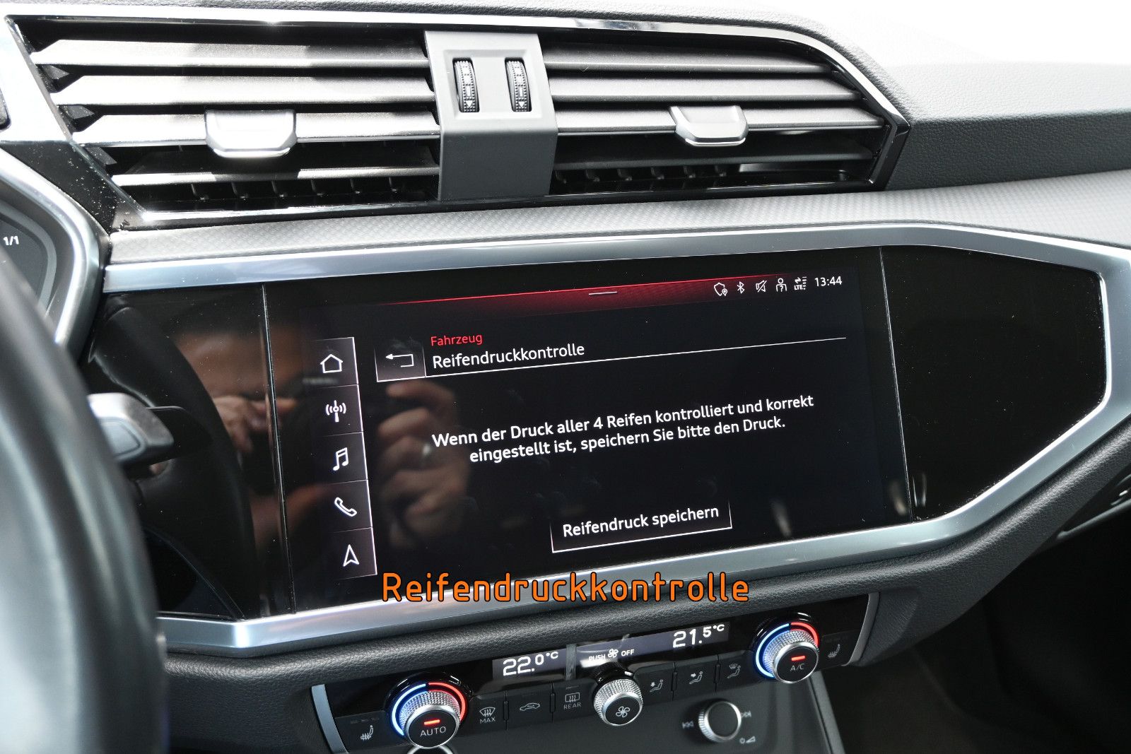 Fahrzeugabbildung Audi Q3 Sportback 40 TDI quattro S tr. °AHK°KAMERA°