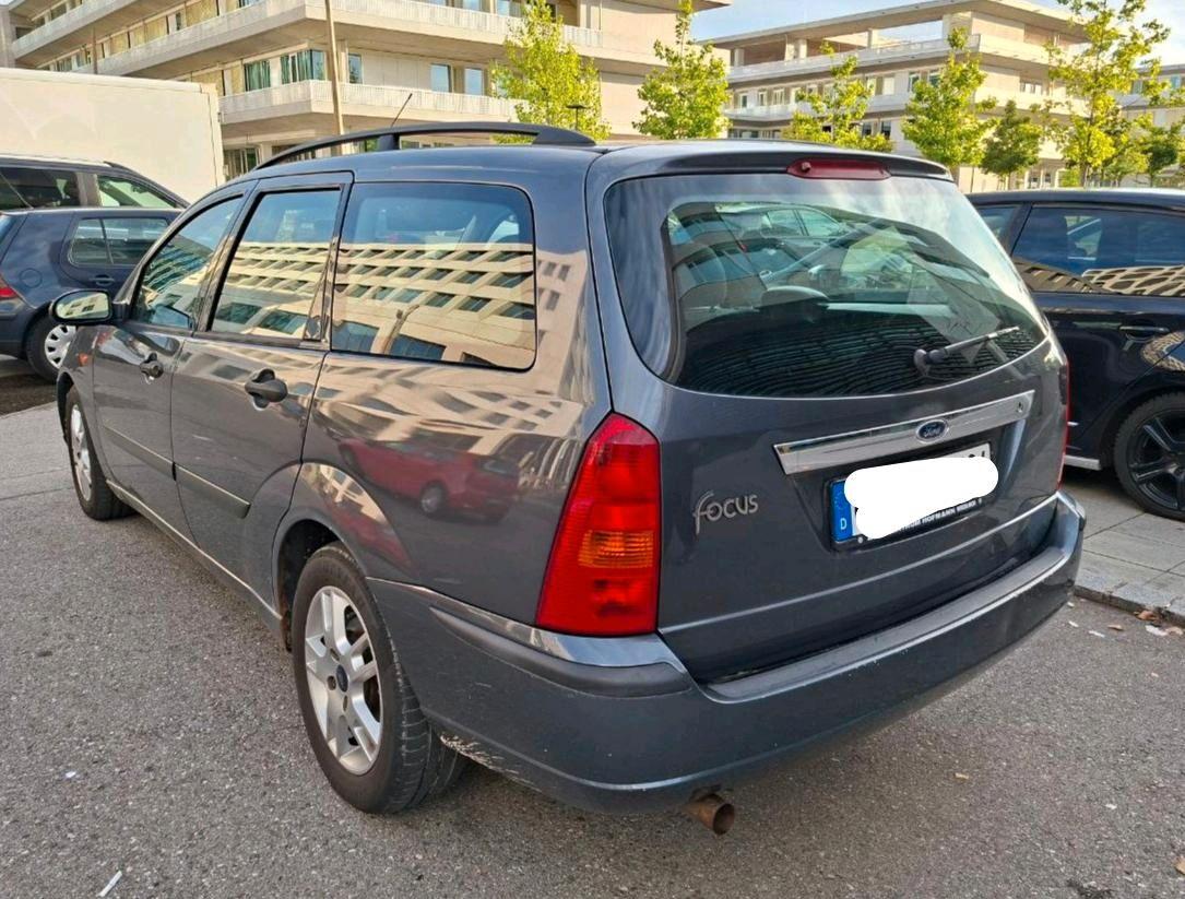 Ford Focus 2004 — photo 6