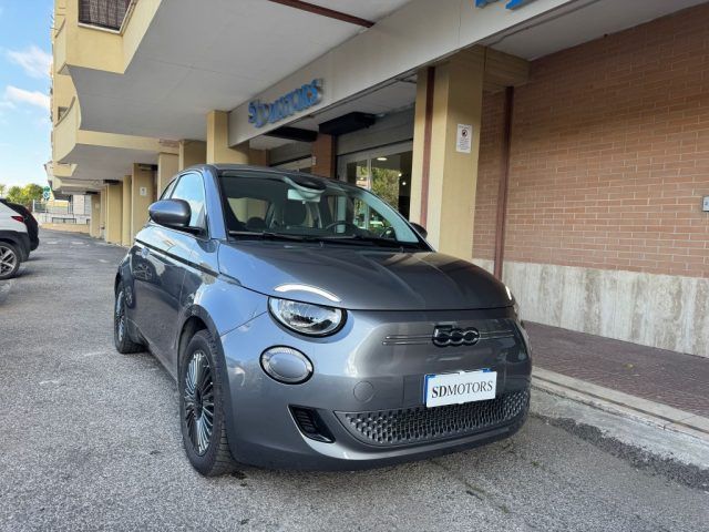 Fiat FIAT 500e Berlina 42 kWh Opening Edition