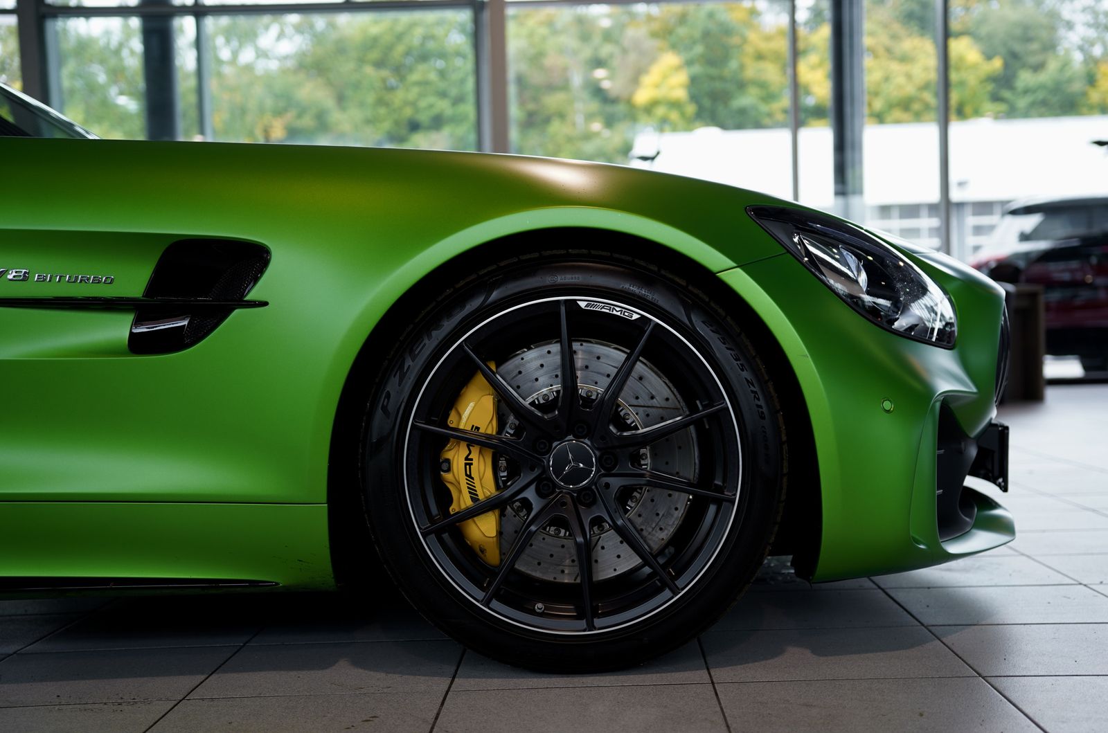Mercedes Benz Amg Gt R