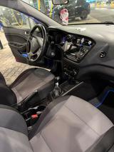 Hyundai i20 1.2 55kW Select Select - Hyundai i20 Gebrauchtwagen in Duisburg