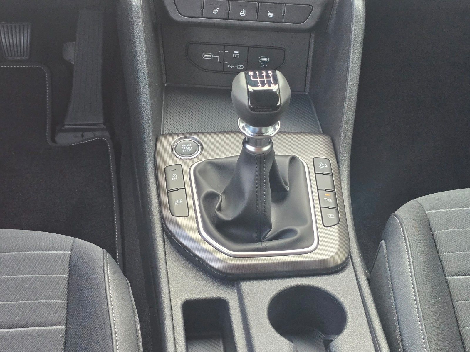 Fahrzeugabbildung Kia SPORTAGE 1.6T 2WD VIS KOM