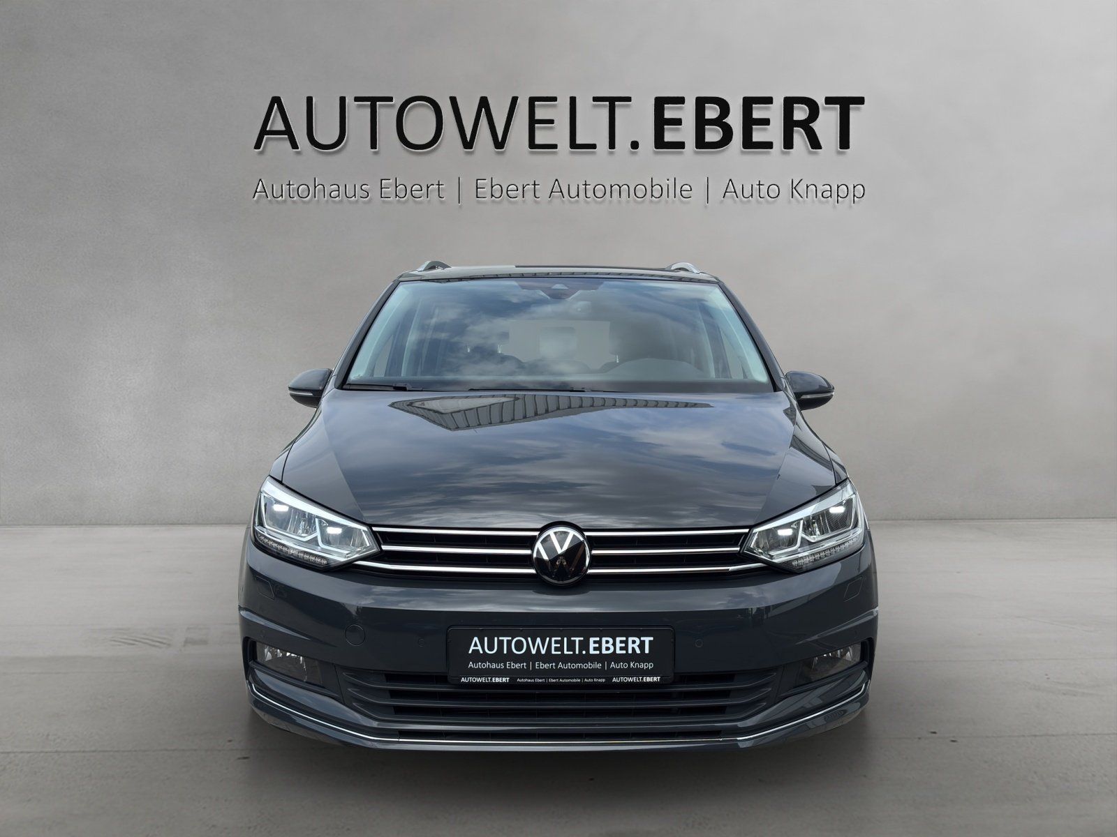 Fahrzeugabbildung Volkswagen Touran 1.5 TSI DSG Highline/PANO-DACH/KAMERA/7Si