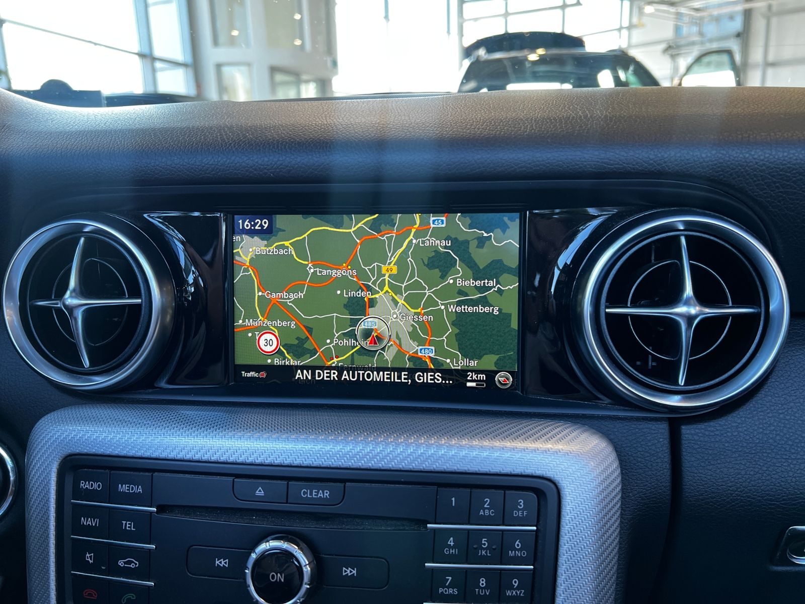 Fahrzeugabbildung Mercedes-Benz SLC 300 Memory AIRSCARF AHK LED