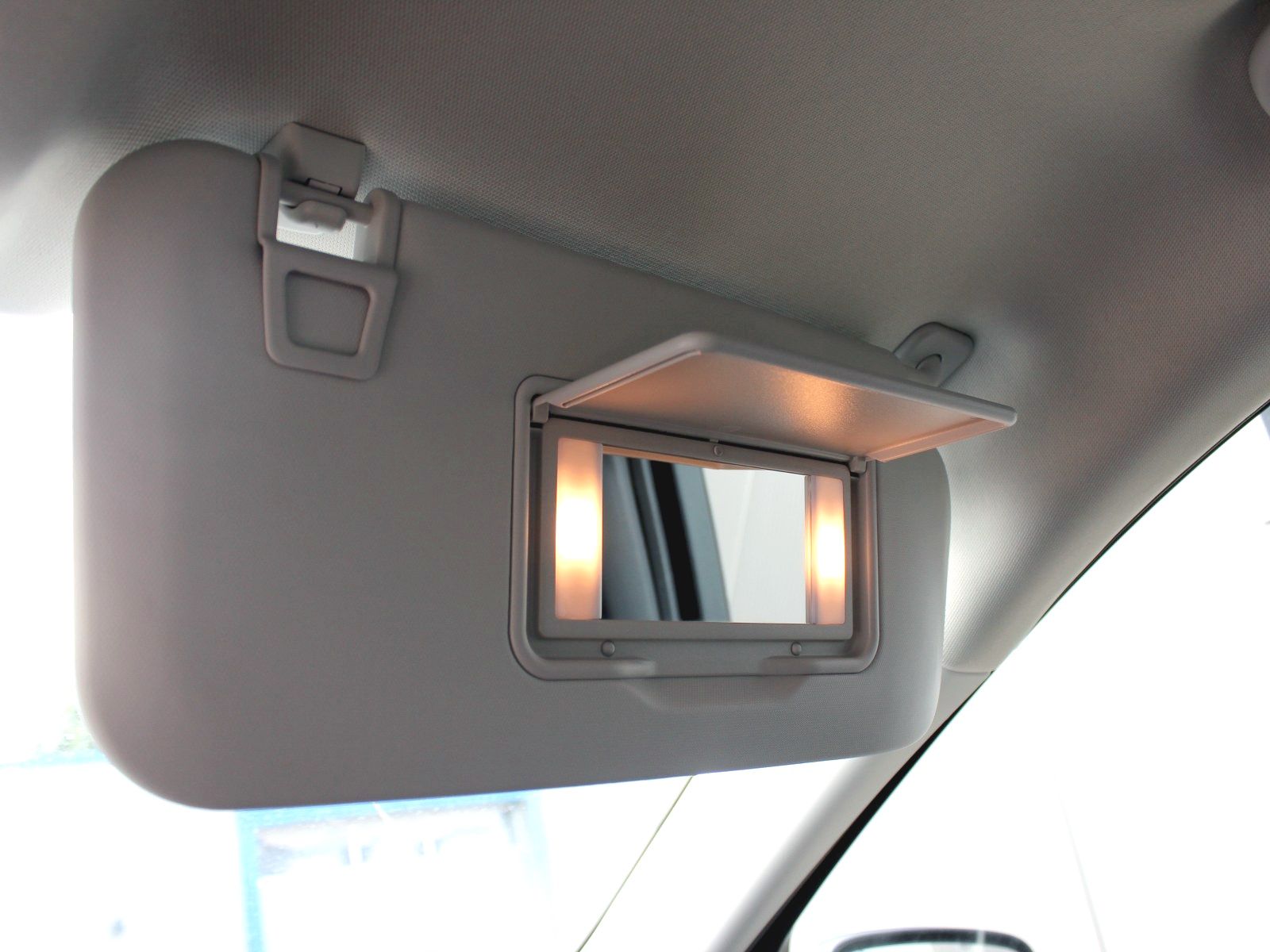 Fahrzeugabbildung Ford Kuga Plug-In Hybrid Titanium 2,5 Duratec