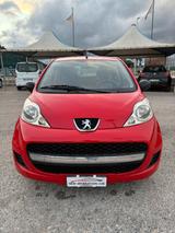 Peugeot 107 1.0 68CV 5p. Active - Peugeot 107 Active mit Benzin-Antrieb