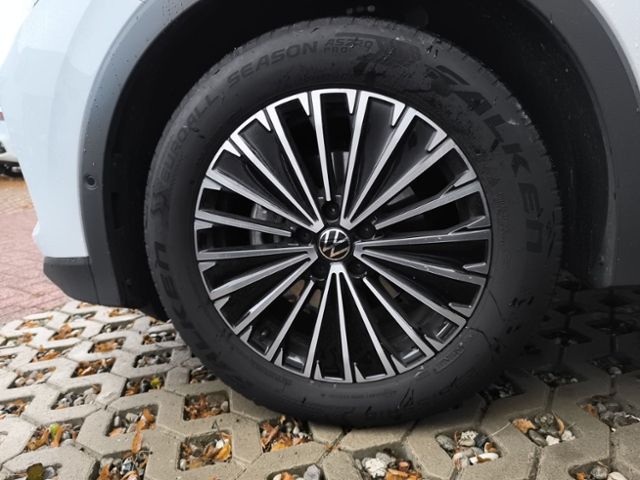 Fahrzeugabbildung Volkswagen Tiguan 1.5 eTSI OPF DSG Goal ACC LED NAVI AREA V