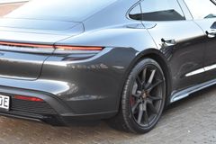 Fahrzeugabbildung Porsche Taycan GTS VOLLAUSSTATTUNG
