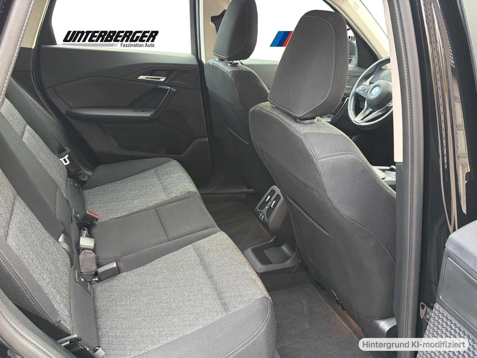 BMW iX1 xDrive30 Parking Assistant M Fahrwerk foto 11