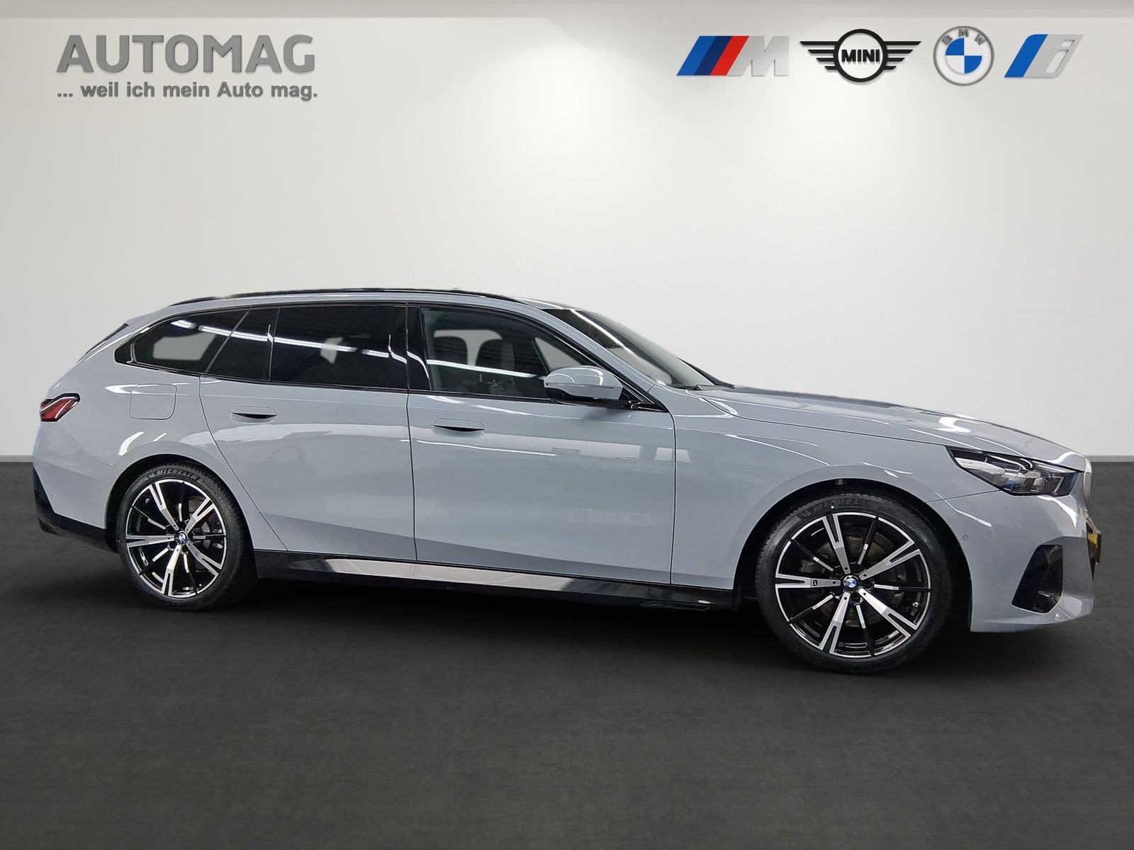 BMW 520i M-Sport Sitzbelüftung Autobahnassist AHK Dr foto 2