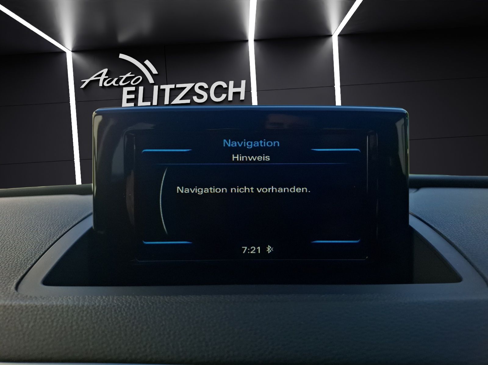 Fahrzeugabbildung Audi Q3 TDI LED AHK GRA PDC SH LM