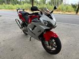 Honda CBR 600 F PC35 Einspritzer - HONDA CBR 600 F PC 35