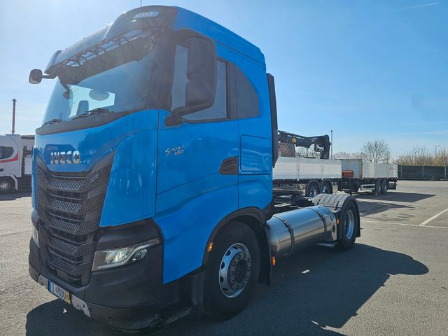 Iveco 460 S-Way LNG