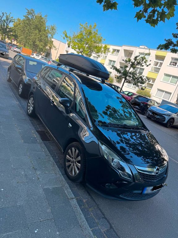 Image of Opel Zafira Tourer