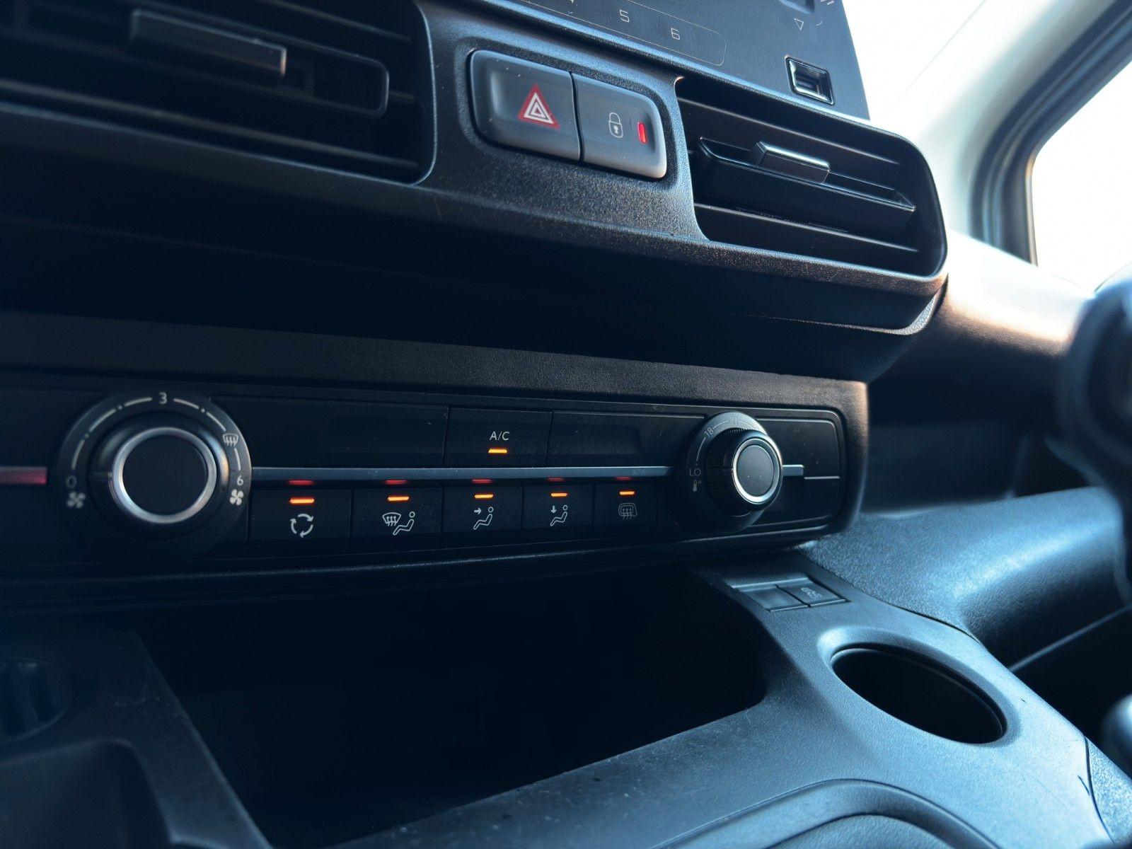 Citroën Berlingo Kasten Club M/L1 |AHK | Tempo | TÜV NEU