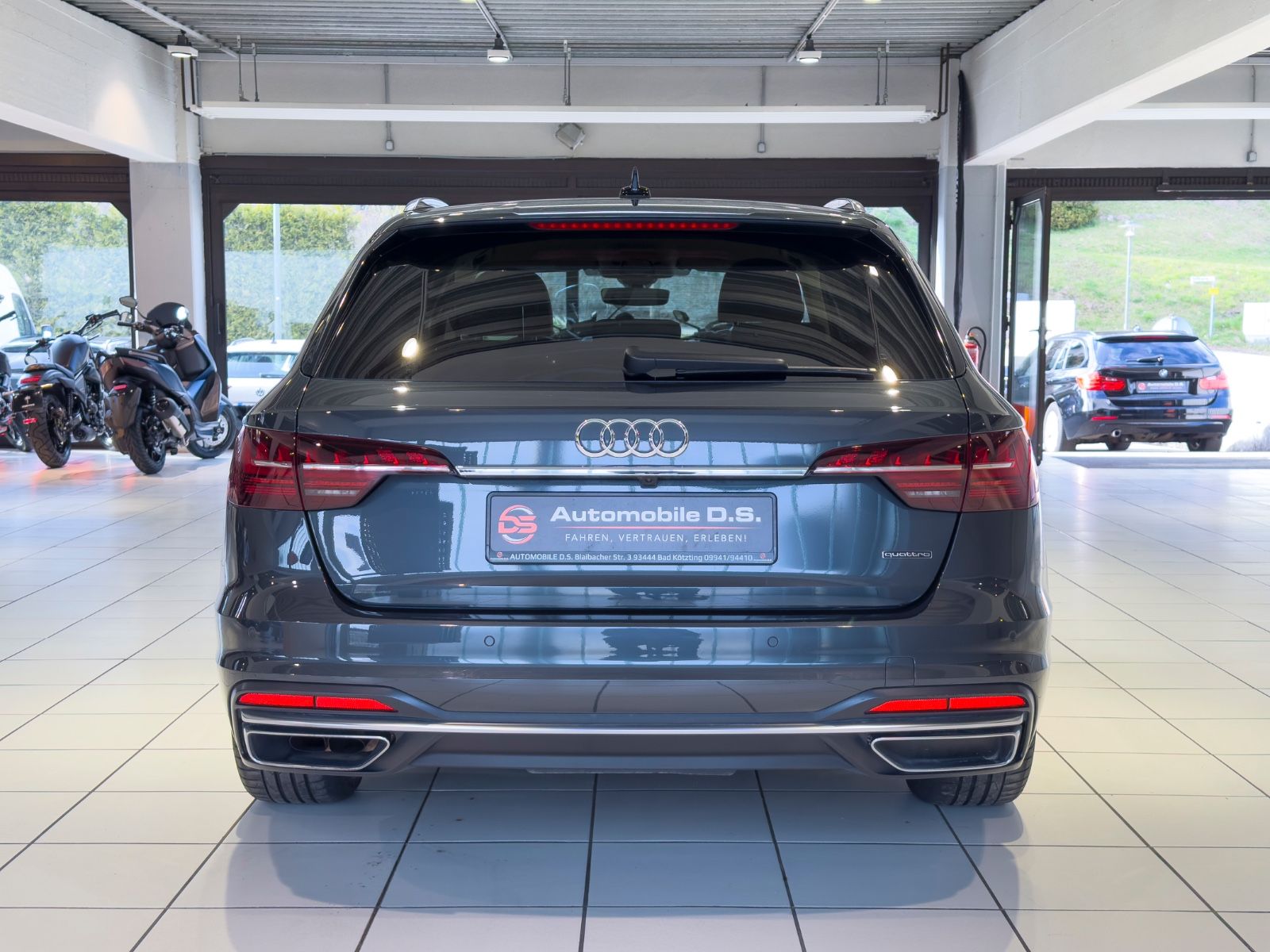 AUDI A4 — zdjęcie 6
