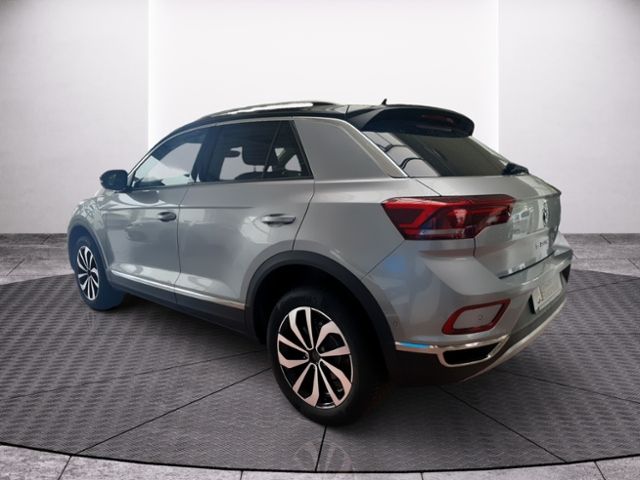 Fahrzeugabbildung Volkswagen T-Roc  1.5 TSI DSG Style AHK LED NAVI PDC SHZ