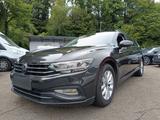 Volkswagen Passat Variant Business R-Line Sport-Paket