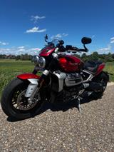 Triumph Rocket 3R - NAKED BIKE MEHR ALS 1500 CCM