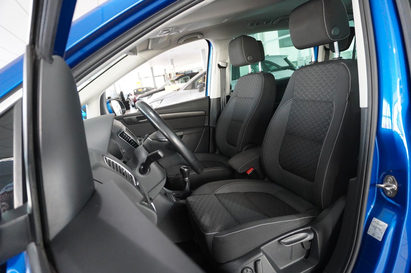 Fahrzeugabbildung Volkswagen Sharan 1.4 TSI JOIN NAVI/SHZ/SPORT/PDC/NEBEL/AHK