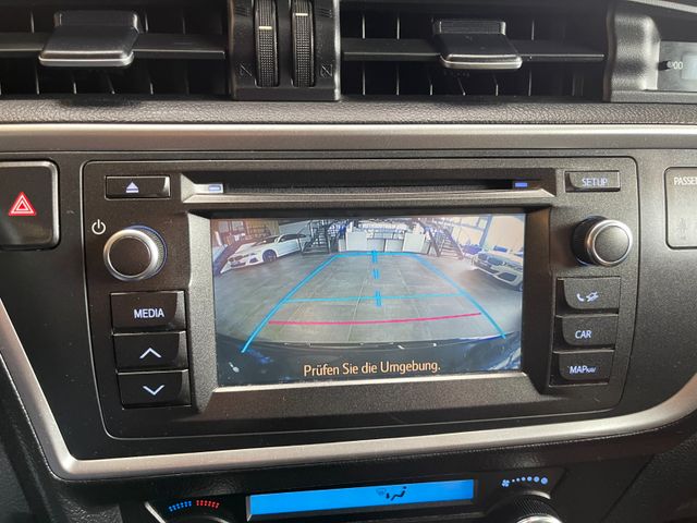 Toyota Auris Life+ Lim. 1.6 Edition *AHK*KAMERA*KLIMAA.