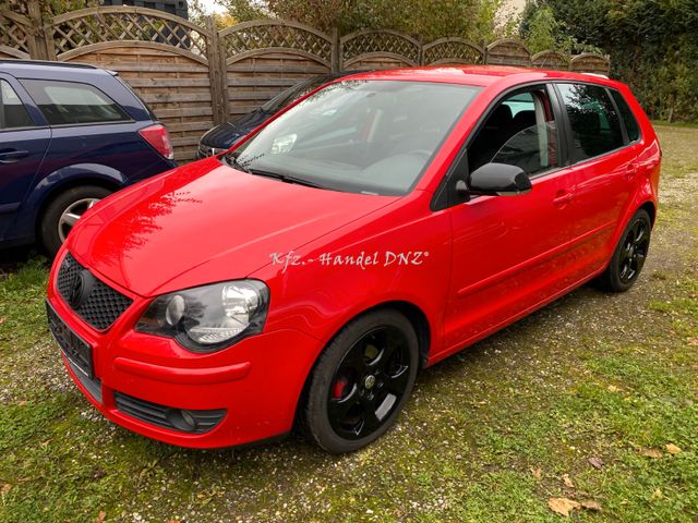 Volkswagen Polo IV 1.6 105 PS United *GTI-LOOK*KLIMA*PDC*