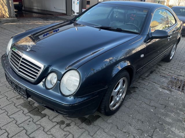 Mercedes-Benz CLK 200 Coupe   Leder    Automatik EXPORTPREIS