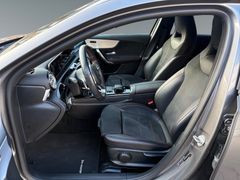 Fahrzeugabbildung Mercedes-Benz A 250 AMG-Style Leder Navi Sitzh LED 18"AMG