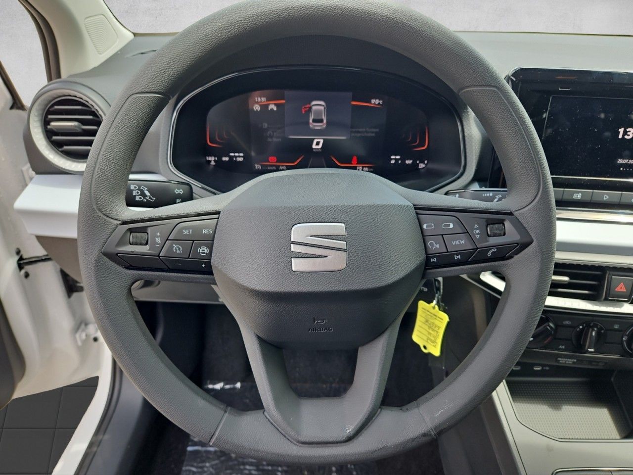 Fahrzeugabbildung SEAT Ibiza Reference Klima,Smart-Link,LED