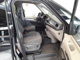 Volkswagen T7 Multivan 2.0TDI LÜ Lang LED/HUD/STHZ/AHK/PANO - gebrauchte VW T7 Multivan aus dem Jahr 2024