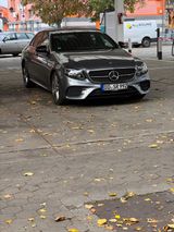 Mercedes-Benz E 400 d 4MATIC Autom. - AMG Optic - Mercedes-Benz E 400 mit Diesel-Antrieb: Limousine