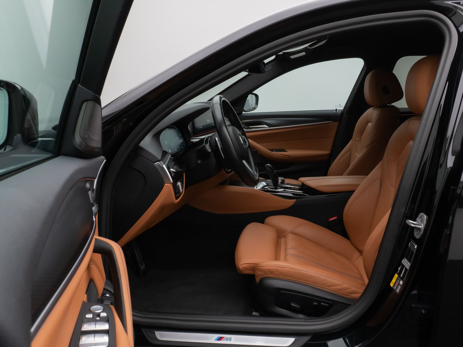 Fahrzeugabbildung BMW 530e xD M Sport Laser 360°HUD DAB H/K Komfort