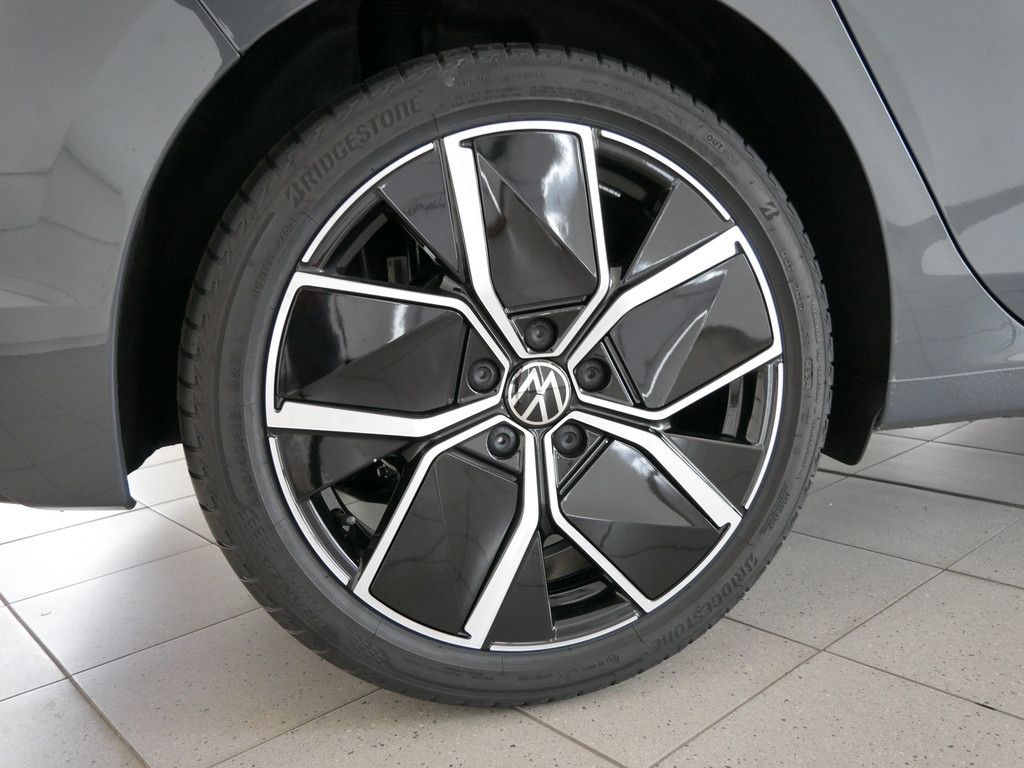 Volkswagen Golf - Bild 7