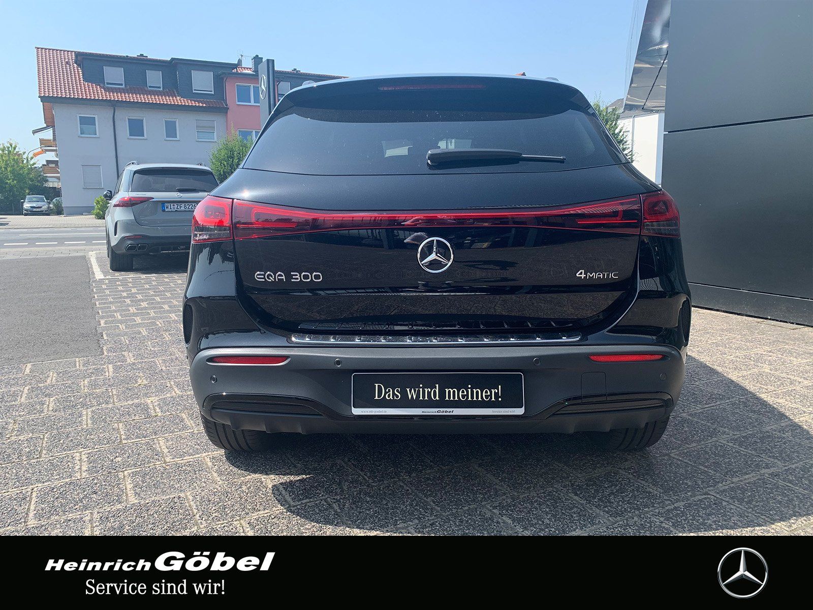 Fahrzeugabbildung Mercedes-Benz EQA 300 AMG Line 4Matic