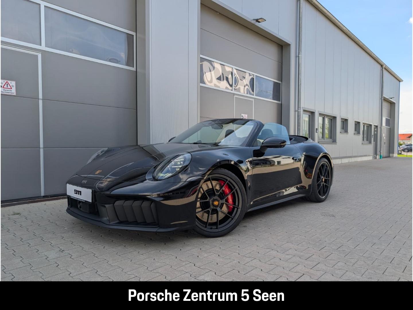 Porsche 992 -2 (911) Carrera 4 GTS Cabriolet