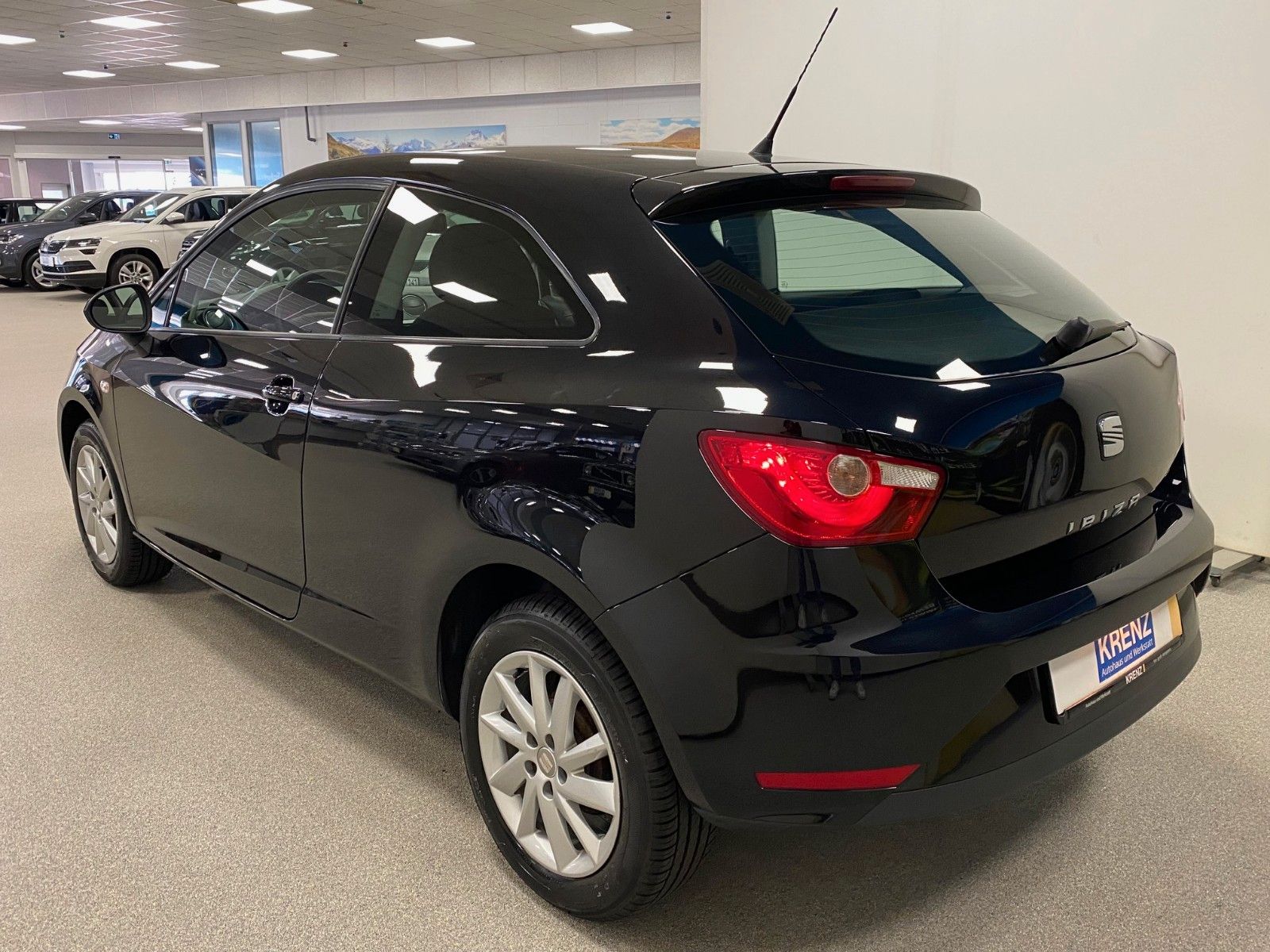 Fahrzeugabbildung SEAT Ibiza SC 1.4 16V Style Viva+BLUETOOTH+KLIMAAUTOM