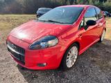 Fiat Grande Punto 1.4 16V Sport *Giugiraro Design* - Fiat Grande Punto Sport mit Benzin-Antrieb